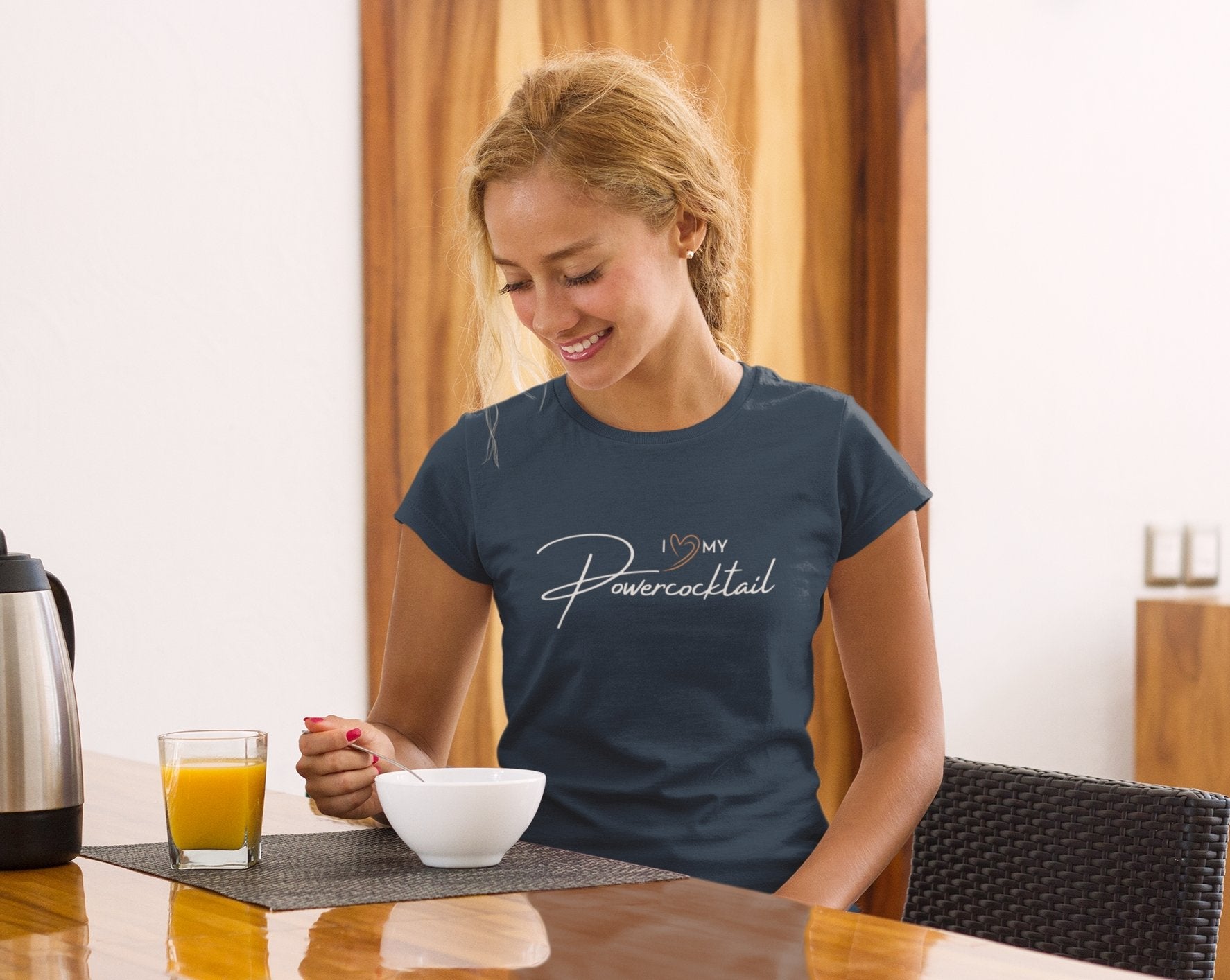 I Love Powercocktail T-Shirt | Women - Build Bridges Design