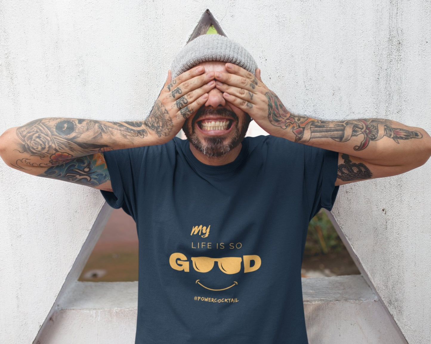 My Life Is So Good - Powercocktail T-Shirt | Men - Build Bridges Design